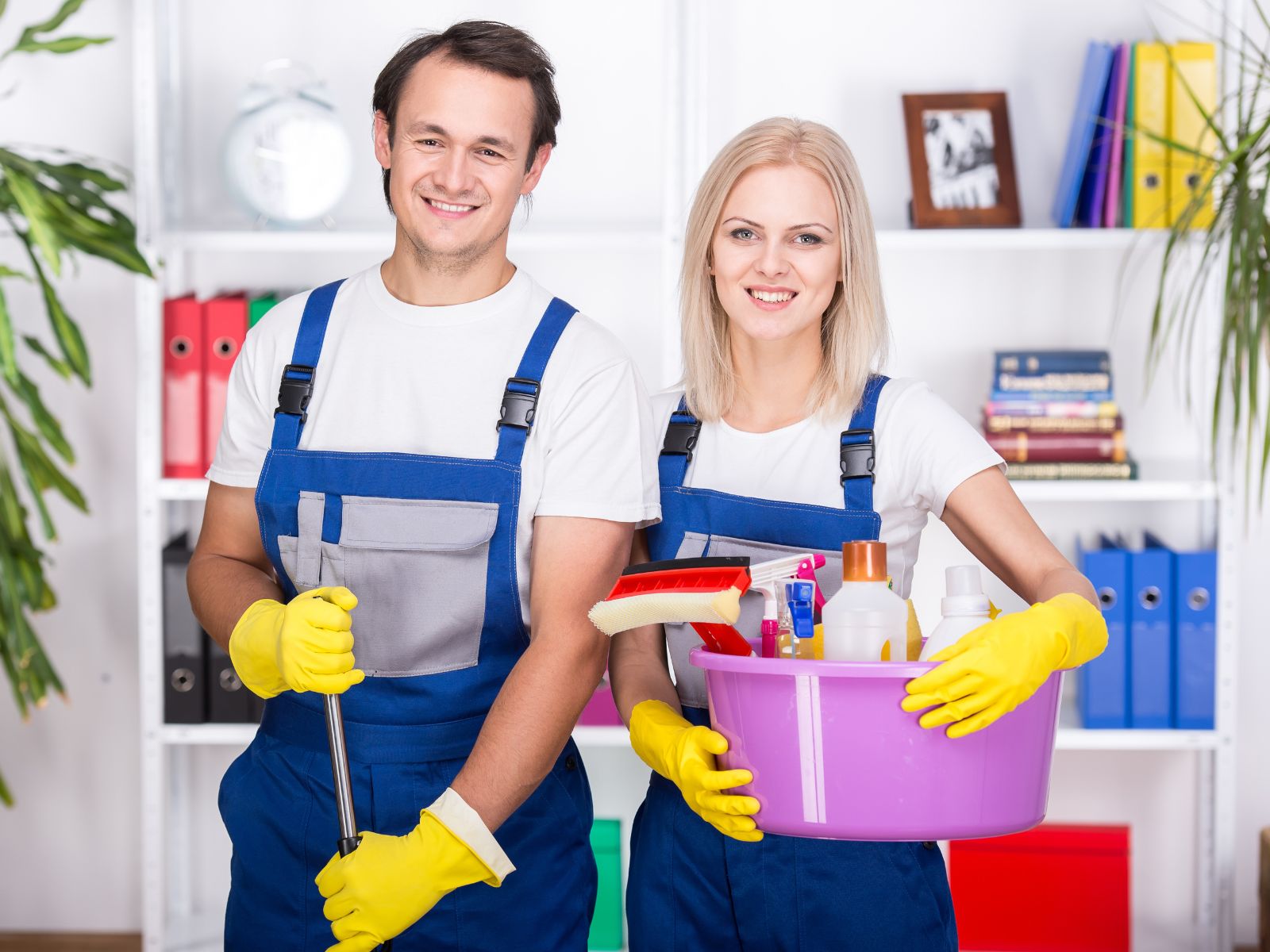 Who offers move-out cleaning in Montclair NJ?