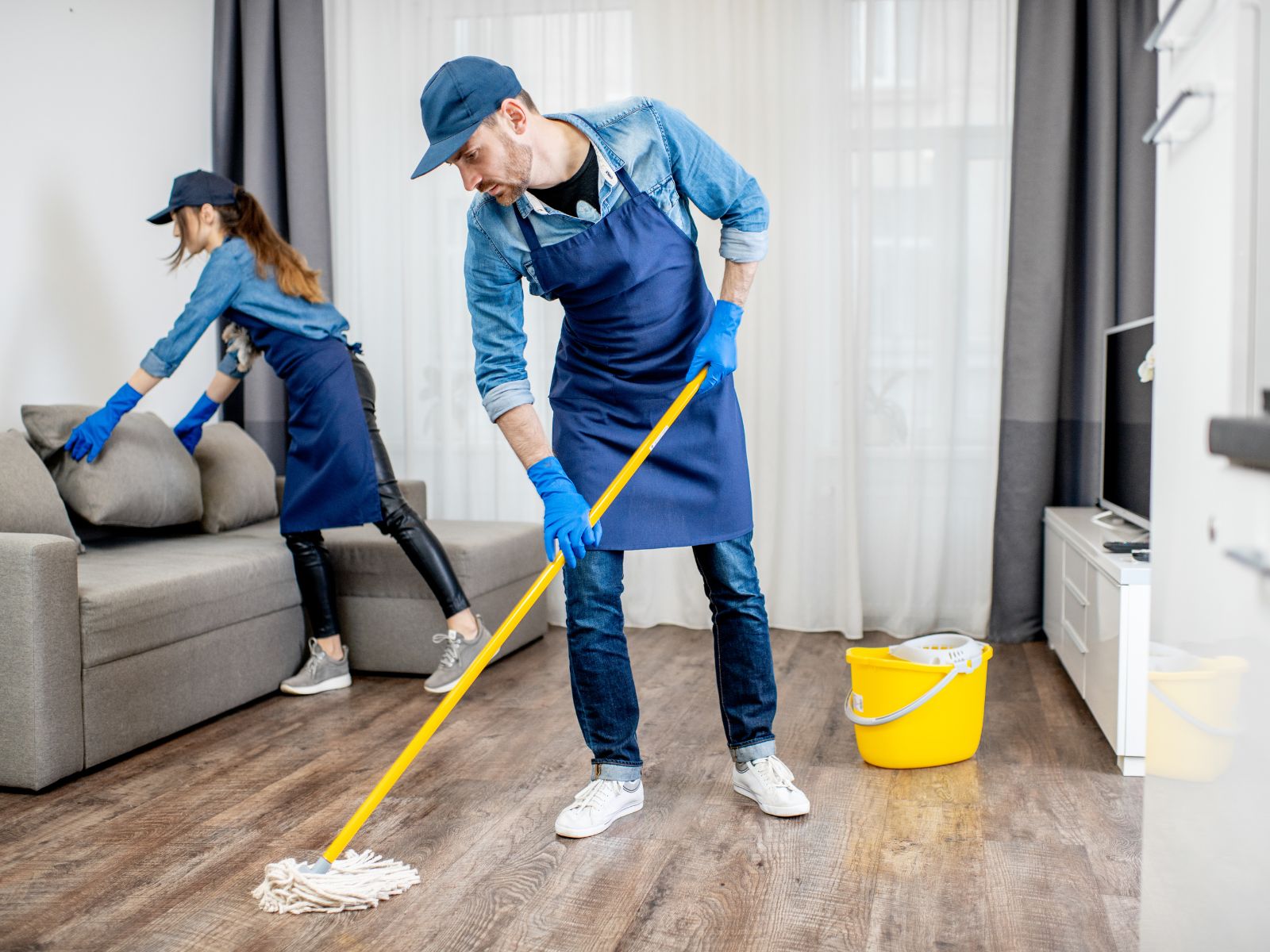 How detailed is a deep cleaning service?